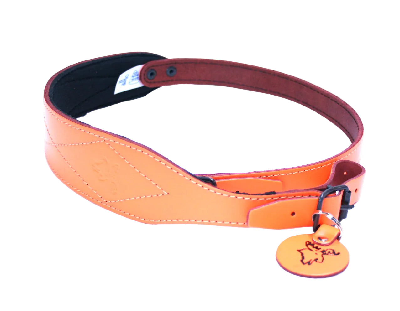 Leveä oranssinen aseenkantohihna hirvimetsälle