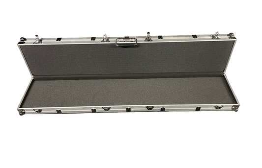 Alumiininen aselaukku sisältä