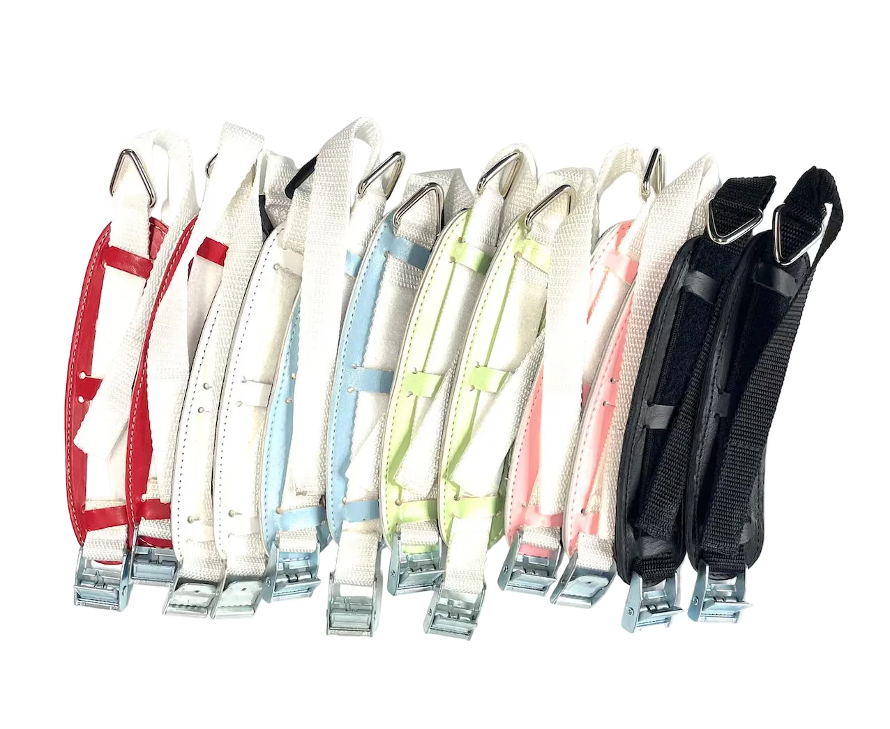 SDA käsivarsiremmit rivissä monessa värissä